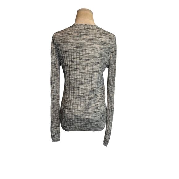 Banana Republic gray merino wool long sleeves ribbed knit top size M - Picture 12 of 13